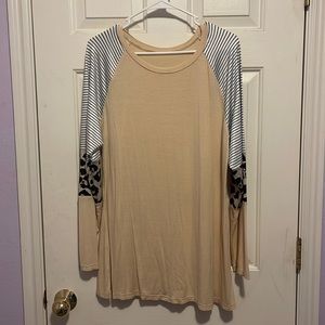 Womans XL shirt